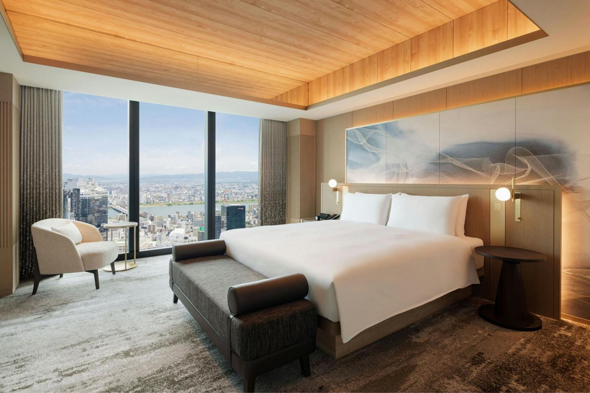The Osaka Station Hotel, Autograph Collection Екстериор снимка